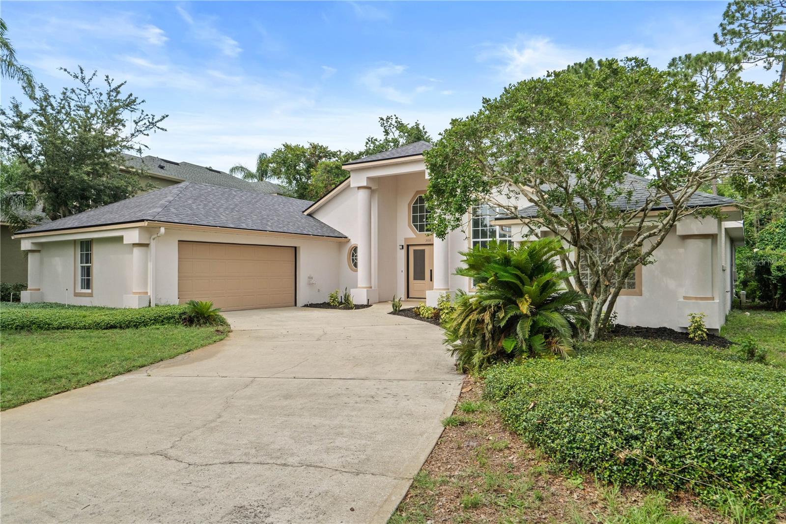388 HAMPTON HILLS COURT