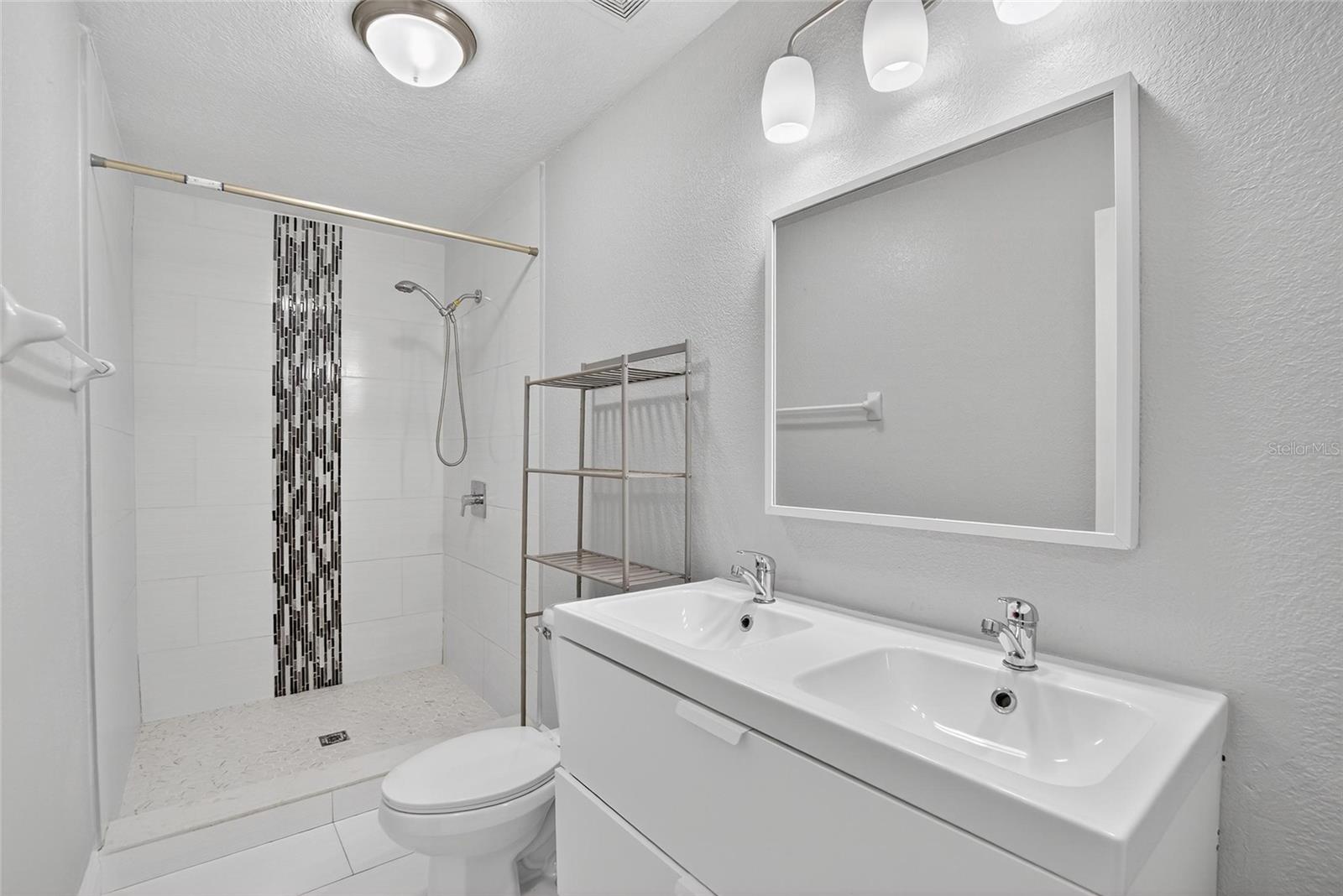 MANOR HEIGHTS NORTH - Residential