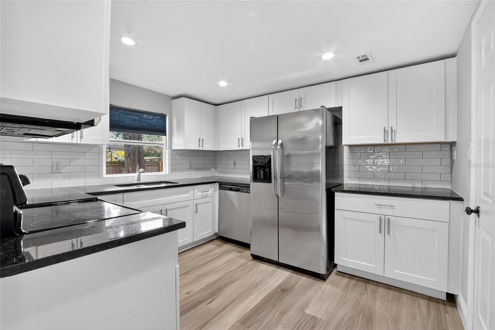 MANOR HEIGHTS NORTH - Residential