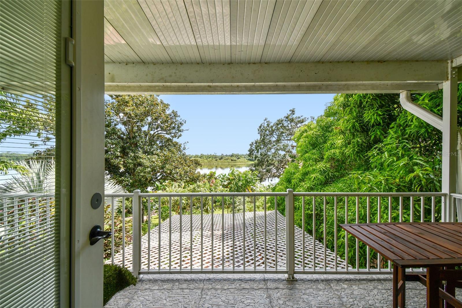 ALTOS VERDES - Residential Income
