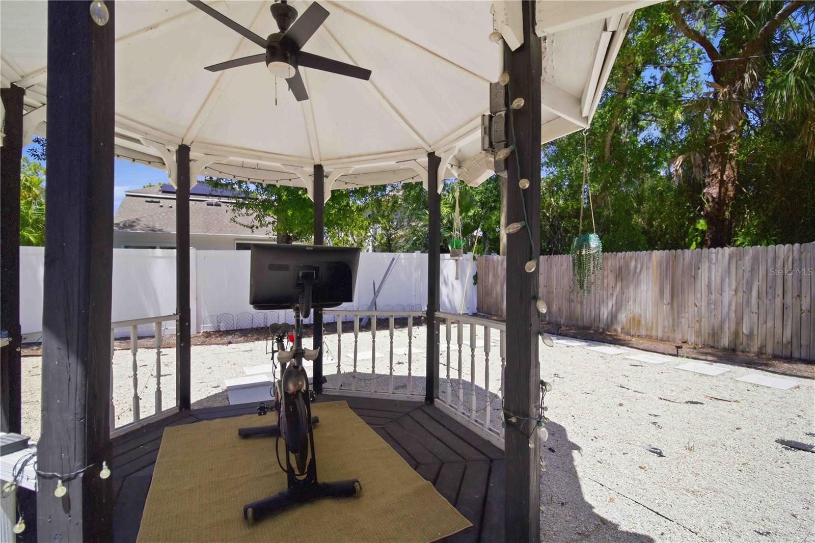 HUDSON PARK - Residential