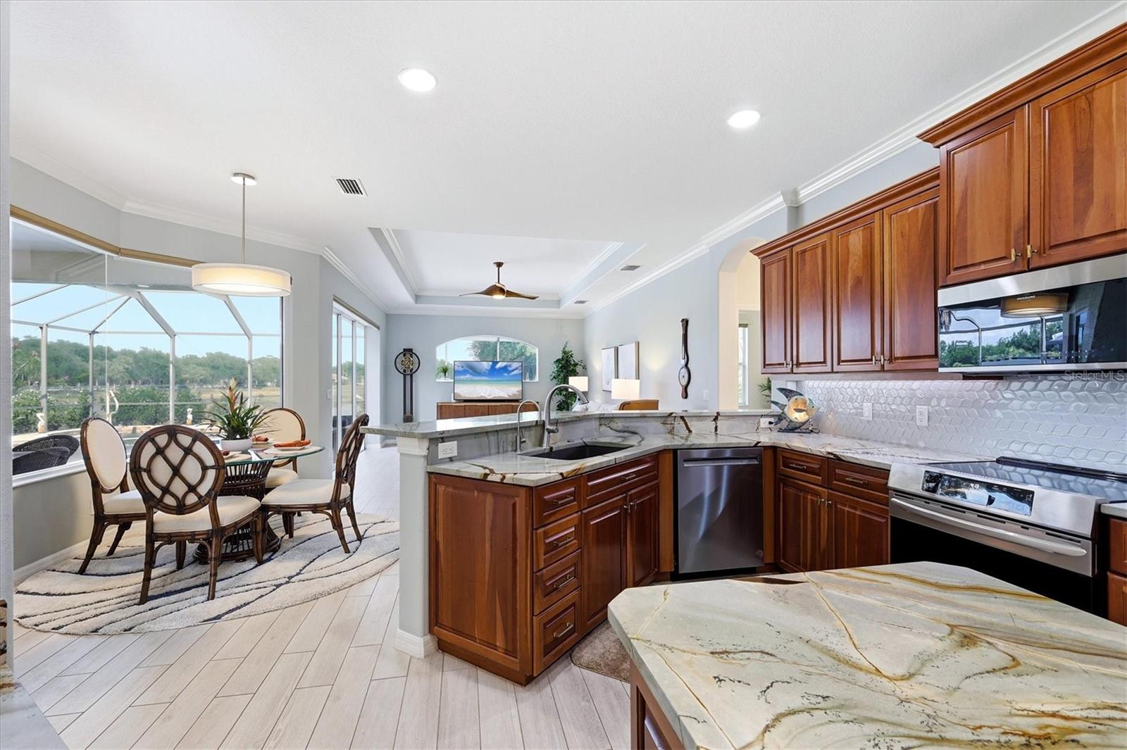 PARK TRACE ESTATES - Residential