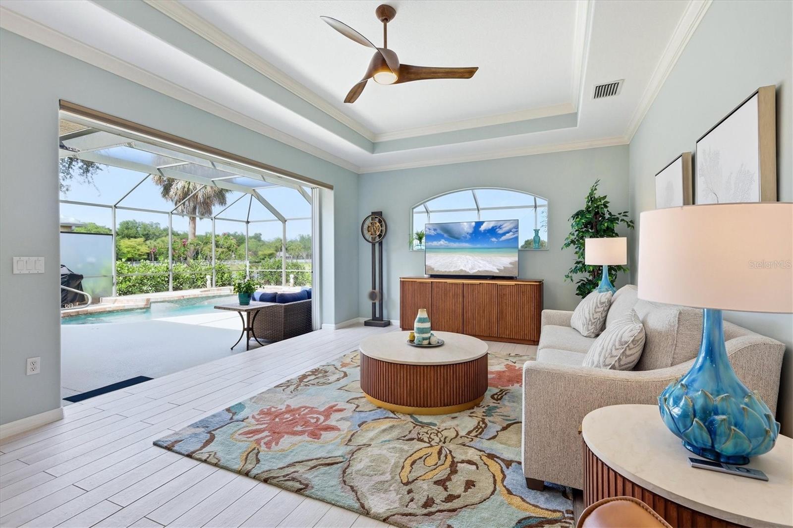 PARK TRACE ESTATES - Residential