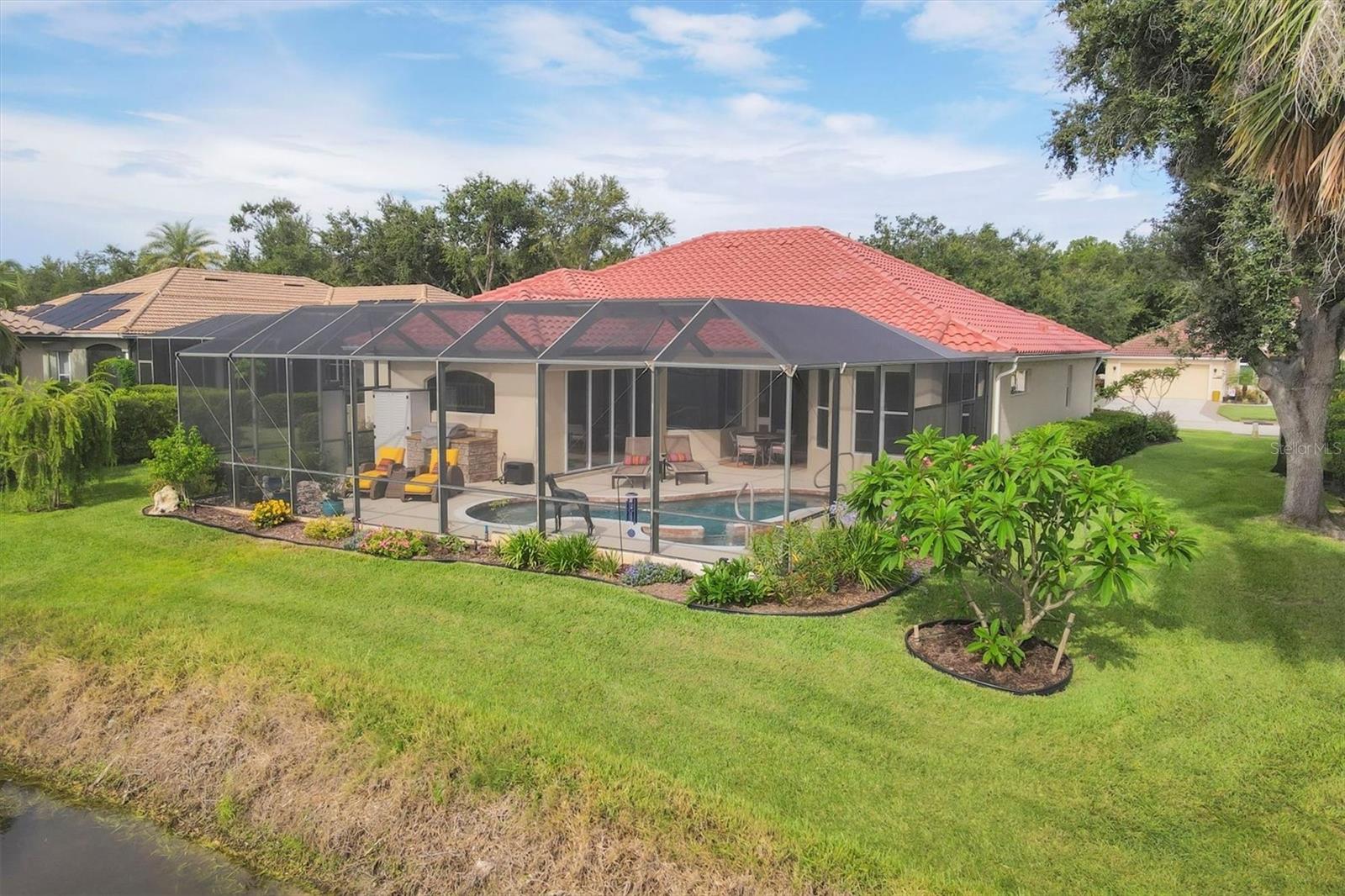 PARK TRACE ESTATES - Residential