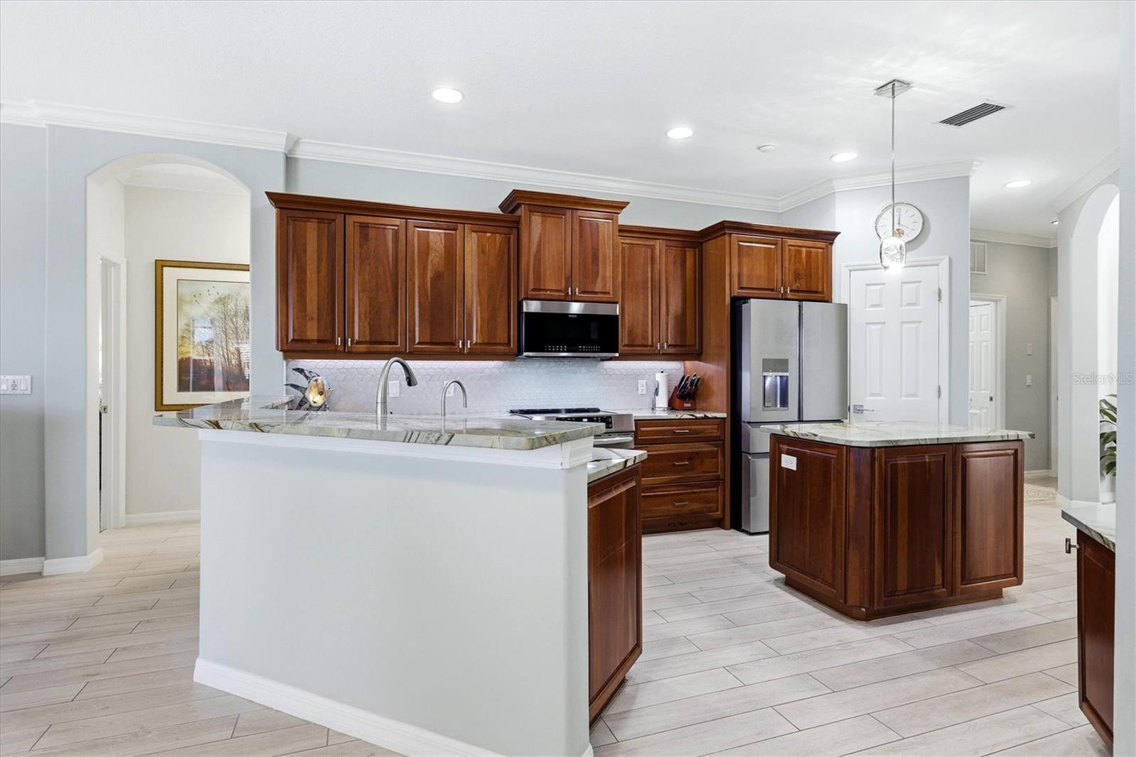 PARK TRACE ESTATES - Residential