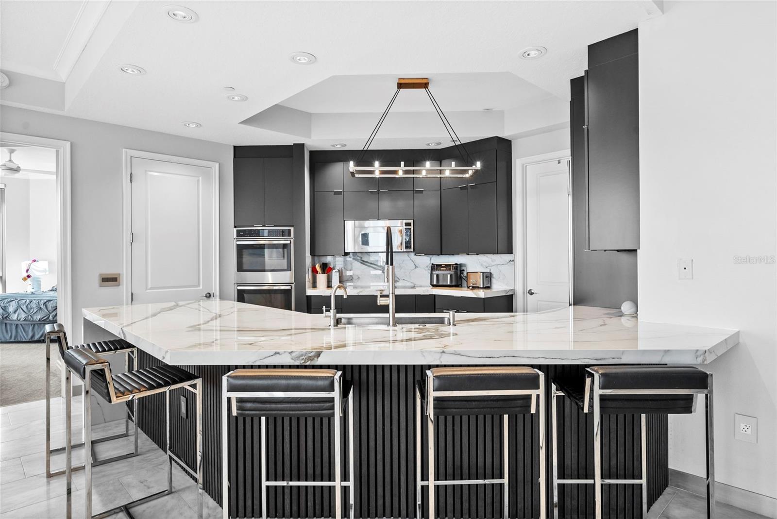 TOWERS OF CHANNELSIDE CONDOMIN - Residential