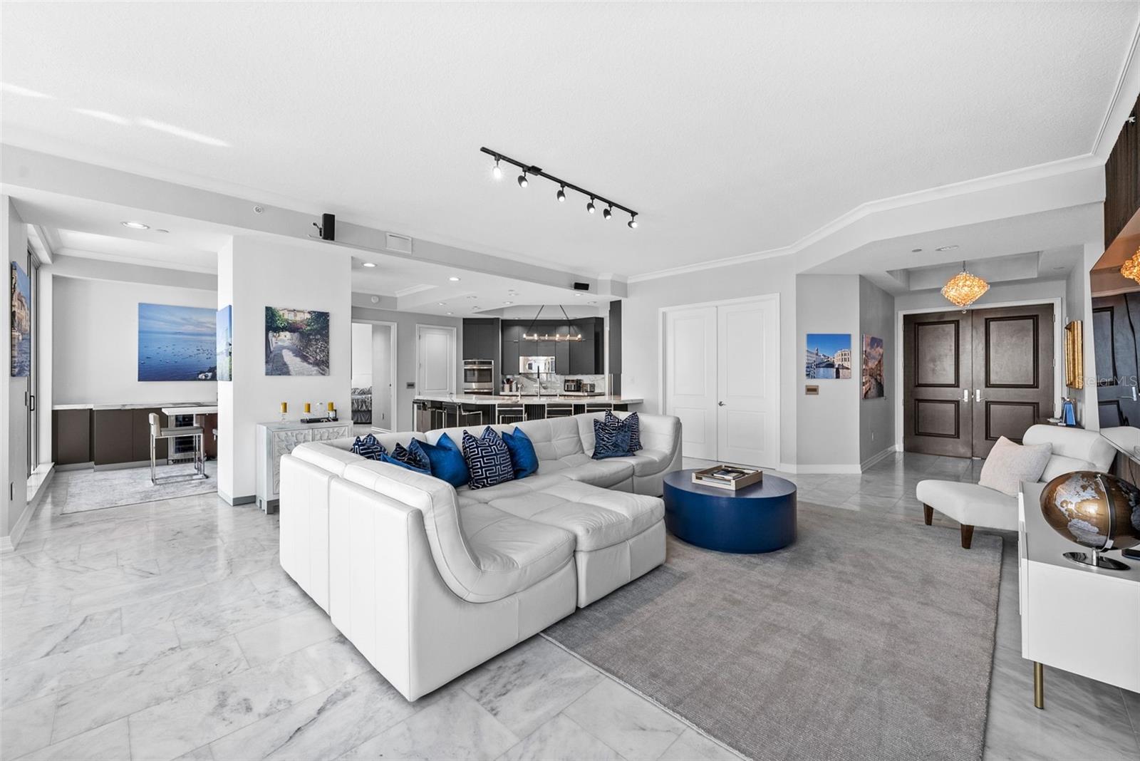 TOWERS OF CHANNELSIDE CONDOMIN - Residential