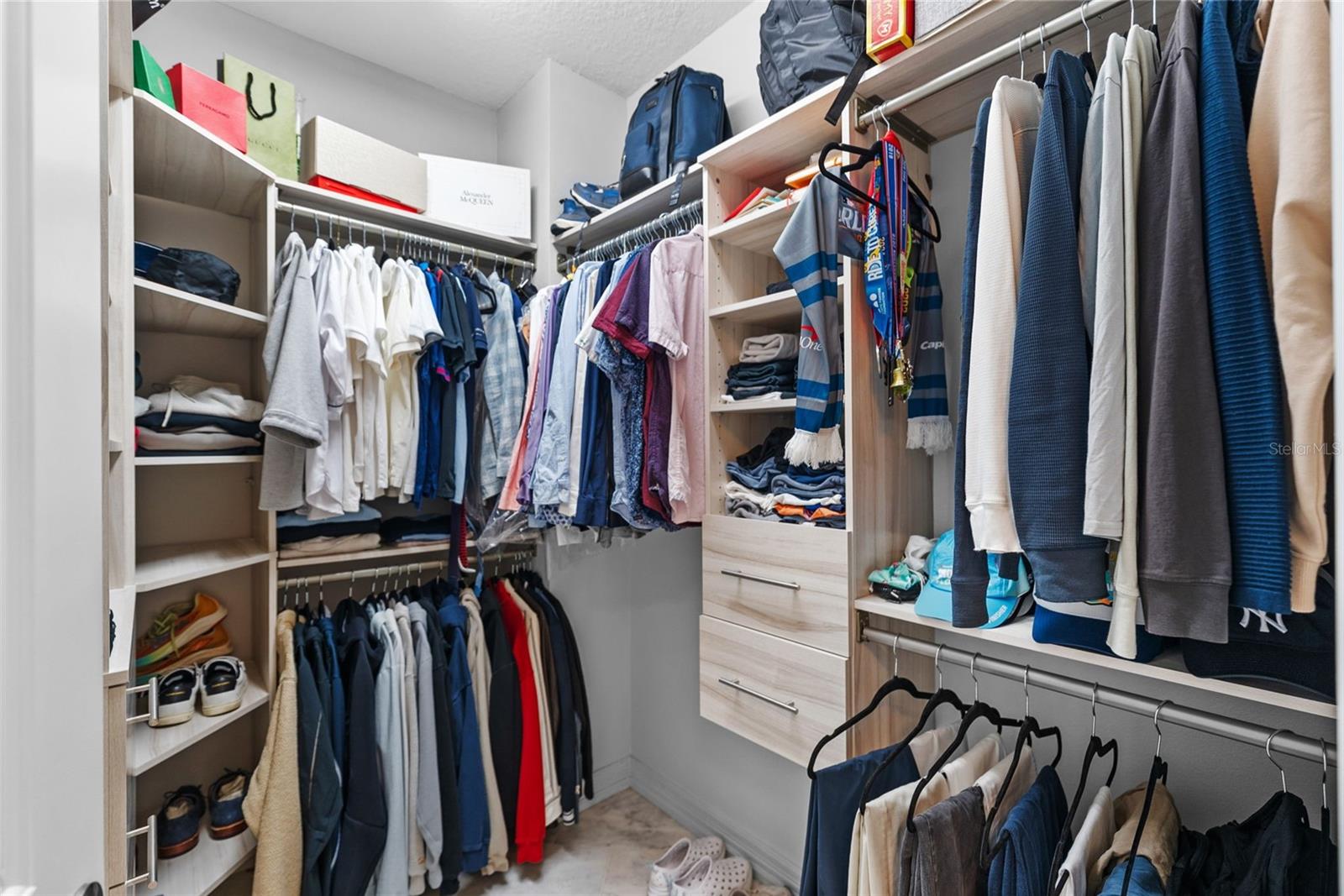 TOWERS OF CHANNELSIDE CONDOMIN - Residential