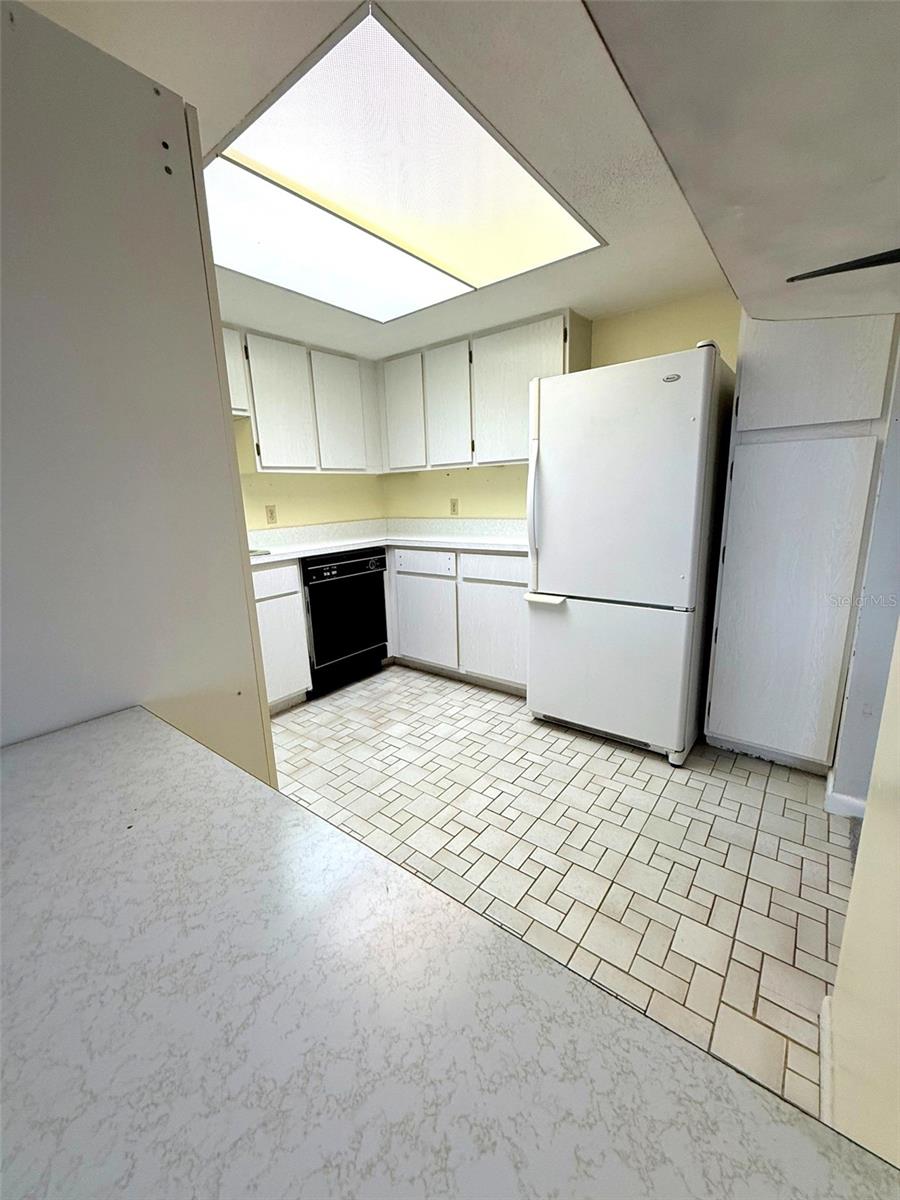 FAIRWAYS/SILVER SPGS SHRS CONDO - Residential