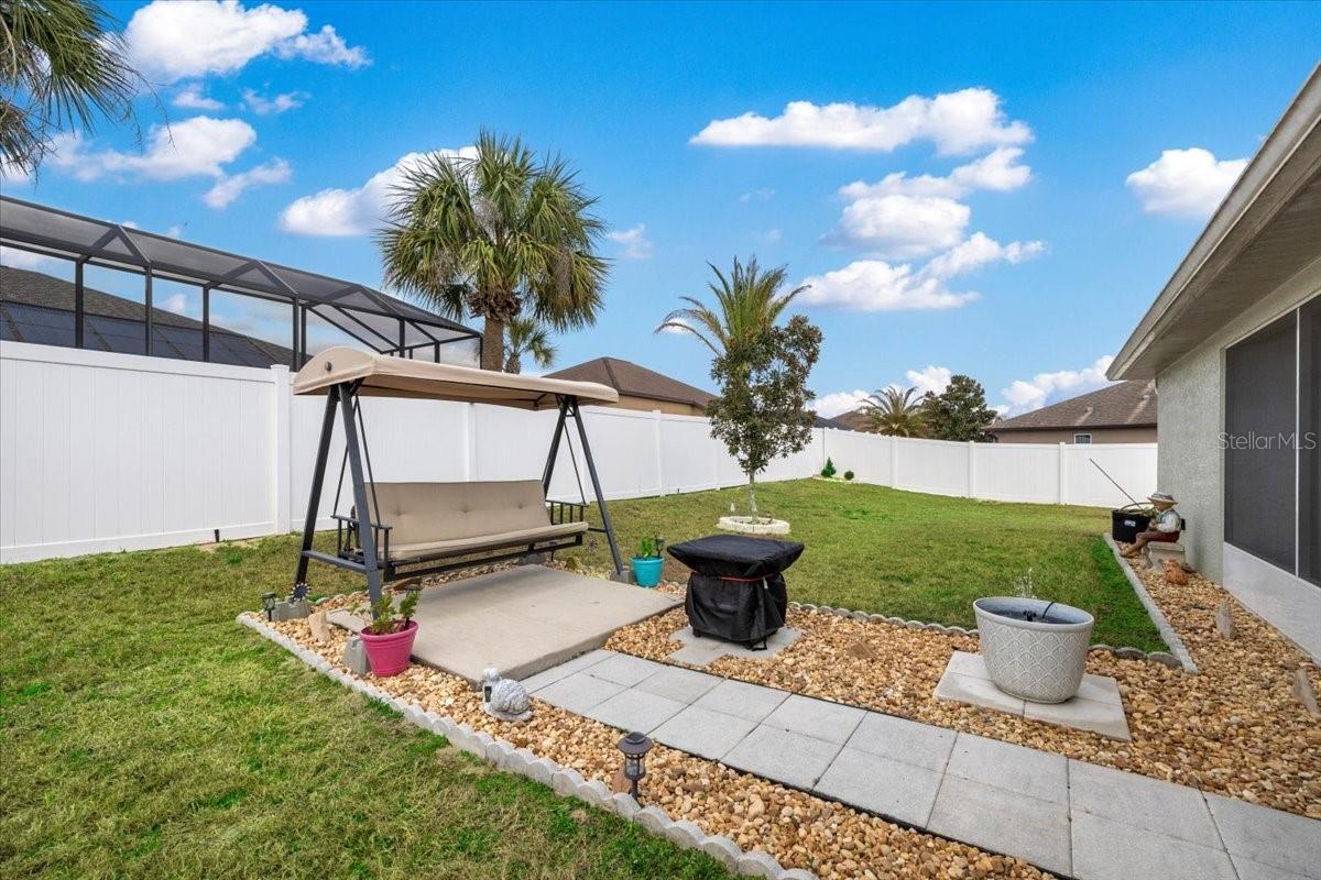 MEADOW GLENN UN 01 - Residential