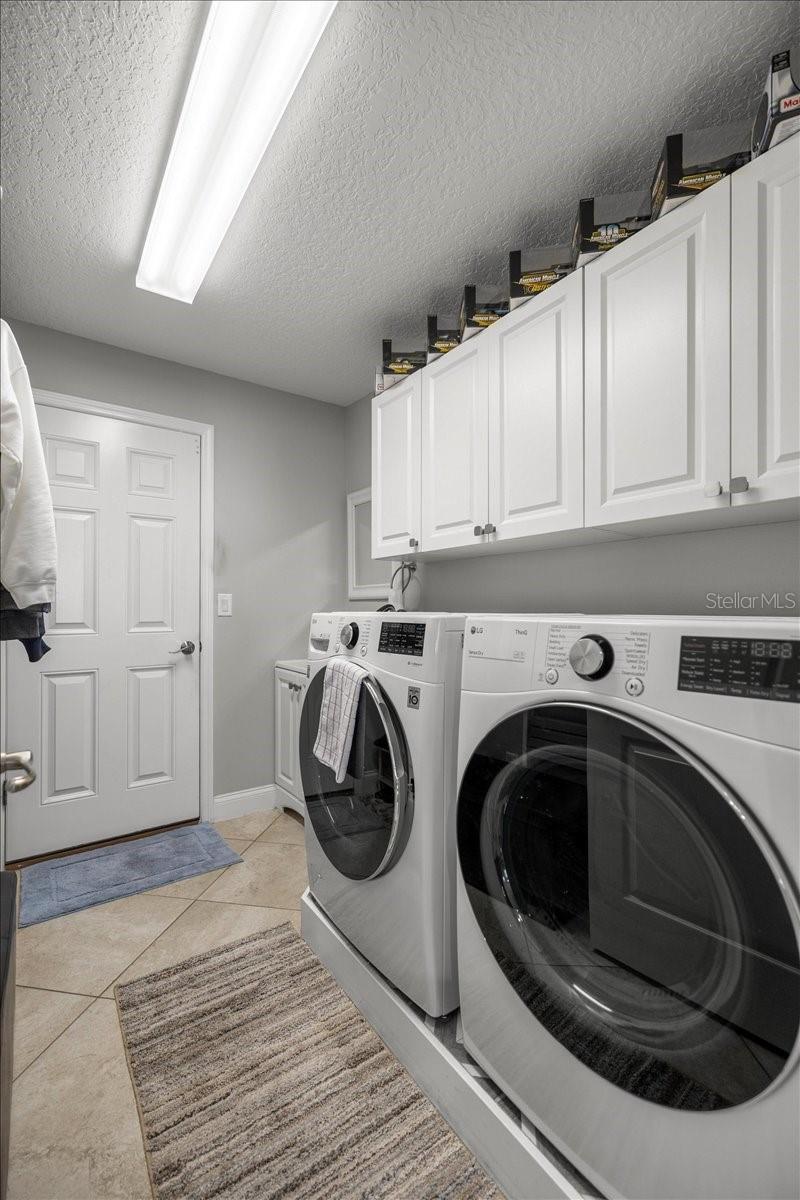 MEADOW GLENN UN 01 - Residential