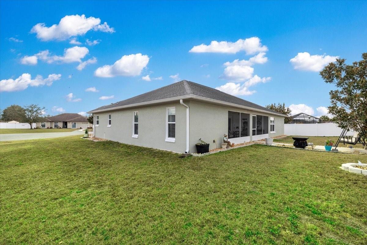 MEADOW GLENN UN 01 - Residential