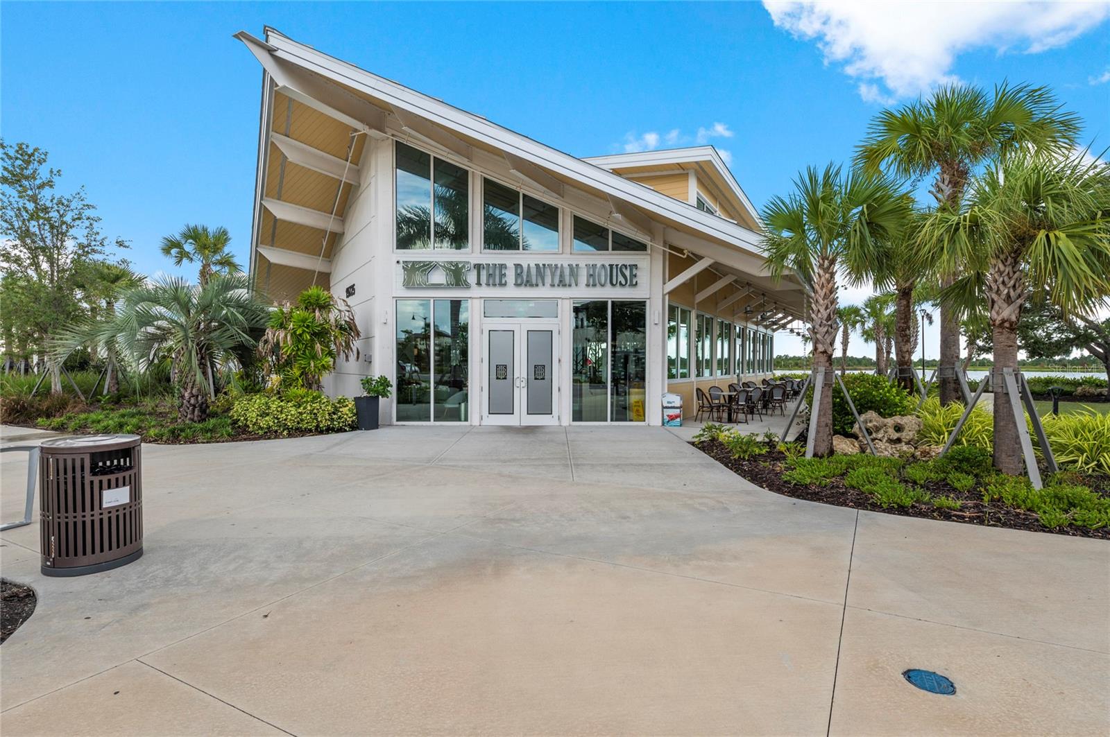 WELLEN PARK GOLF & COUNTRY CLUB - Residential