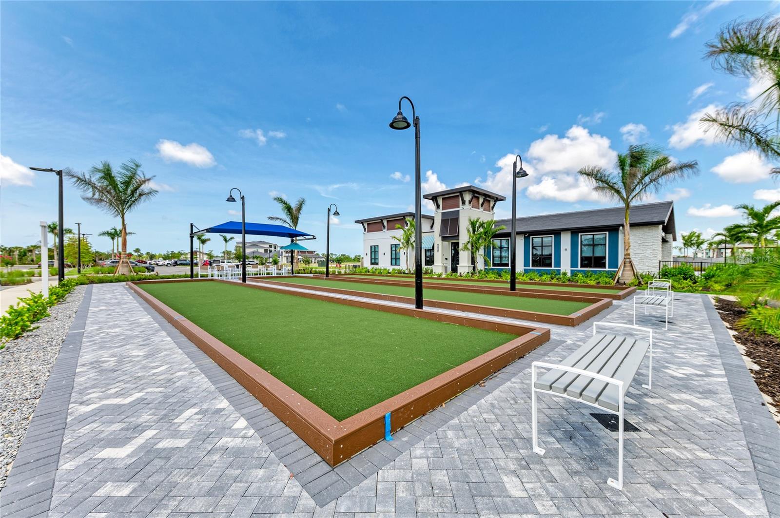 WELLEN PARK GOLF & COUNTRY CLUB - Residential