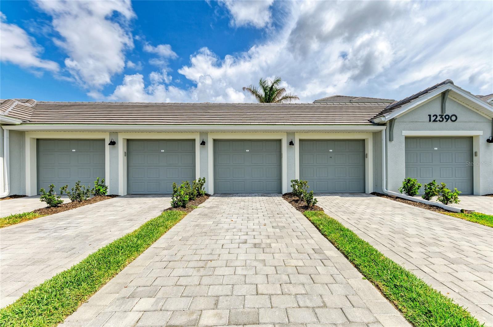 WELLEN PARK GOLF & COUNTRY CLUB - Residential
