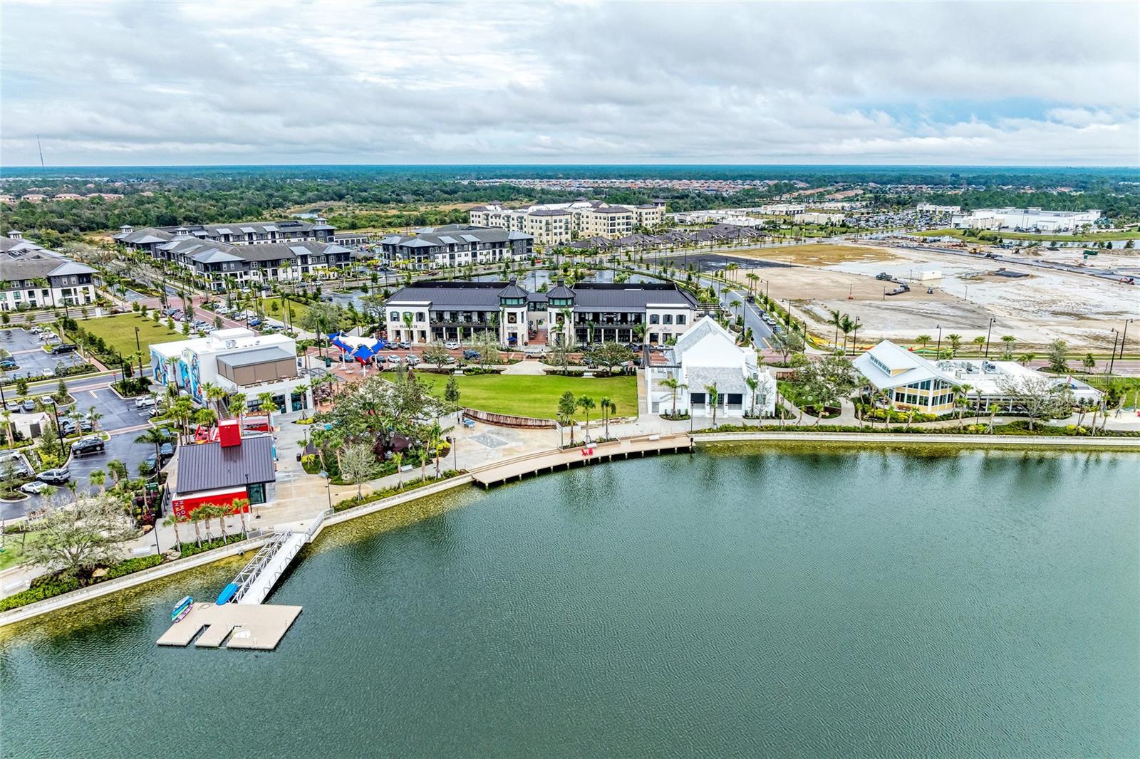 WELLEN PARK GOLF & COUNTRY CLUB - Residential
