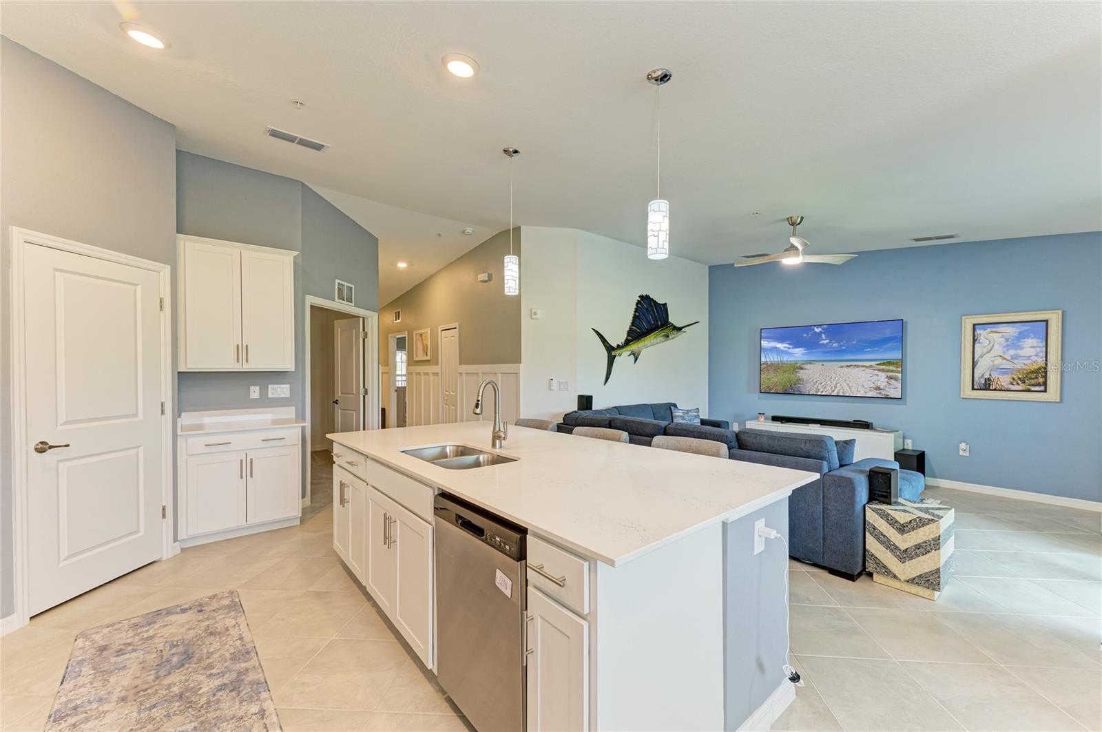WELLEN PARK GOLF & COUNTRY CLUB - Residential