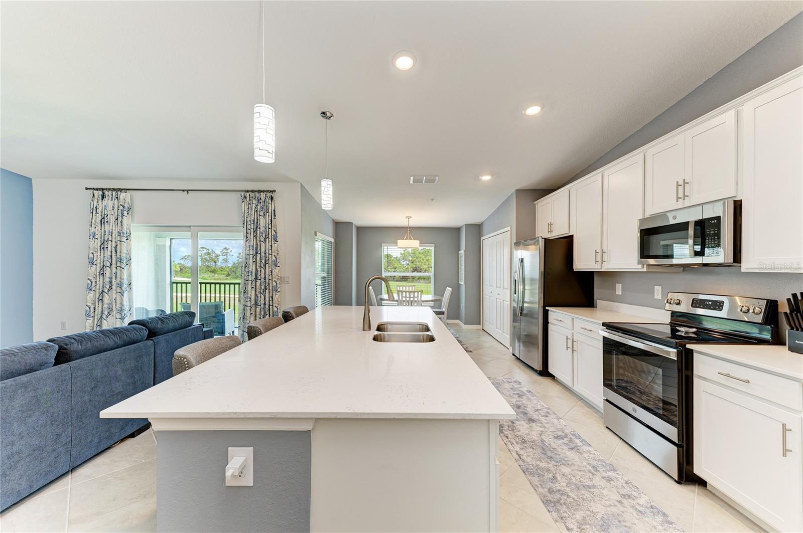 WELLEN PARK GOLF & COUNTRY CLUB - Residential