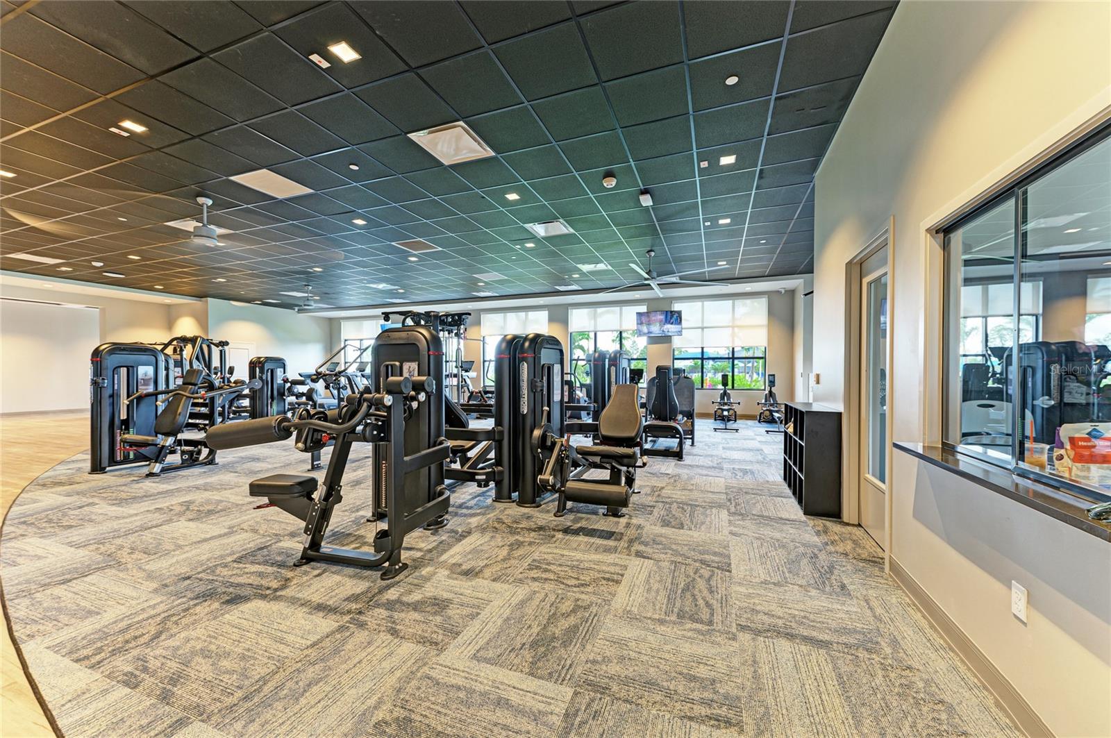 WELLEN PARK GOLF & COUNTRY CLUB - Residential