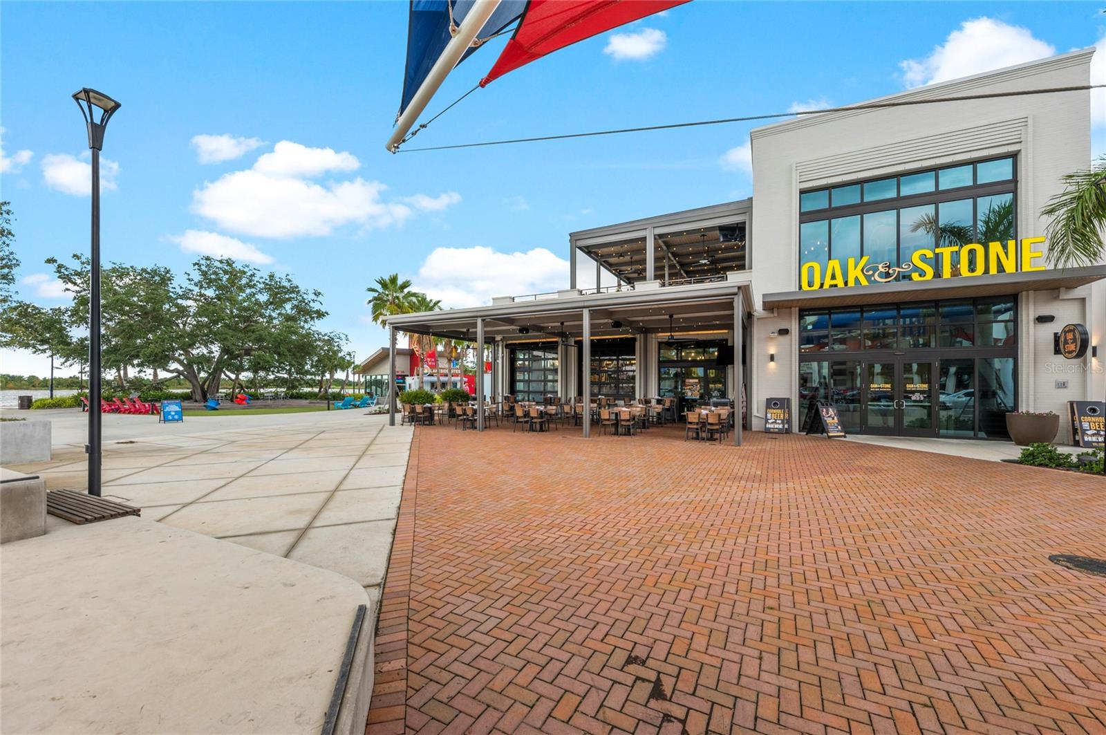 WELLEN PARK GOLF & COUNTRY CLUB - Residential