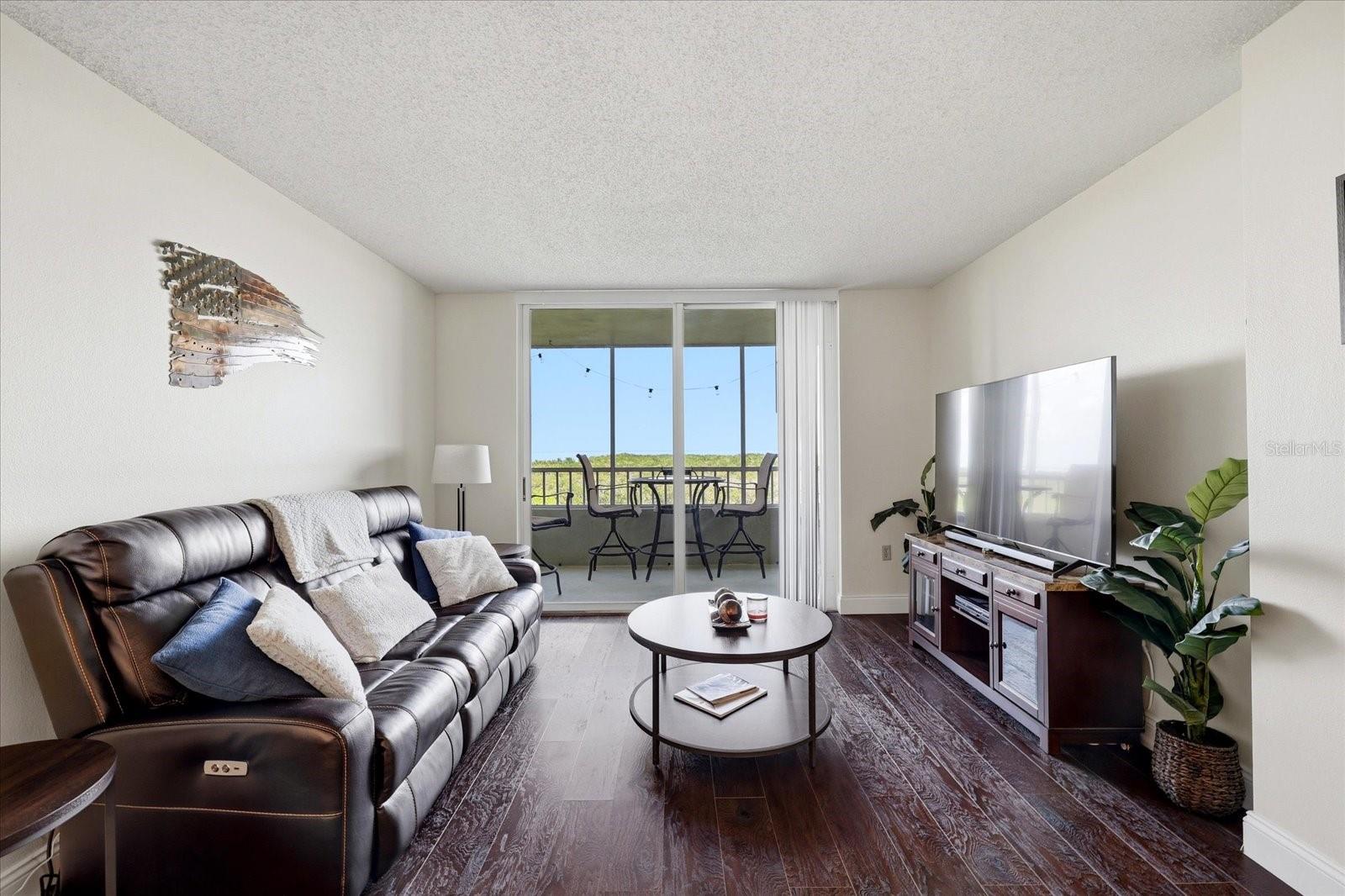 2333 FEATHER SOUND DRIVE B603