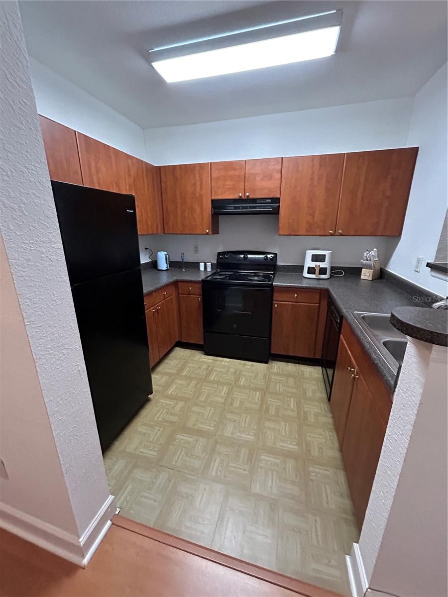 304 E SOUTH STREET 4027