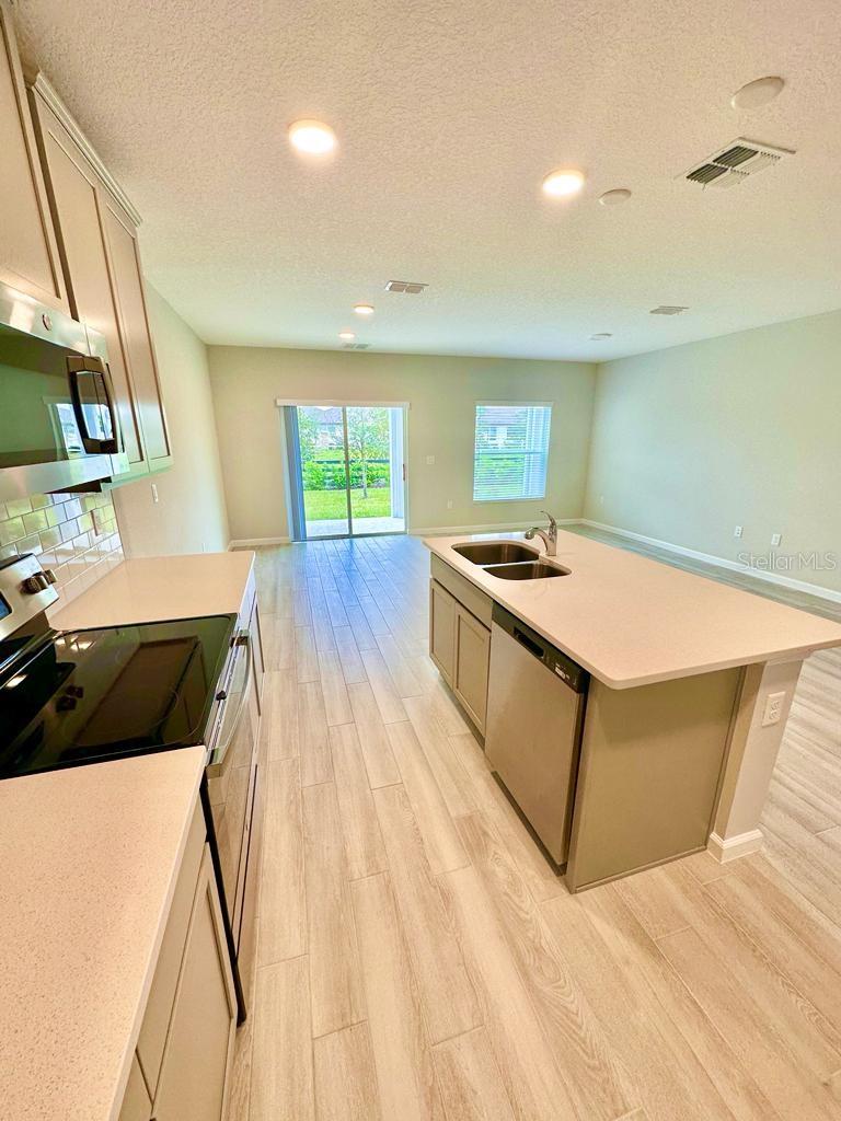 2834 NARCOOSSEE COMMONS WAY