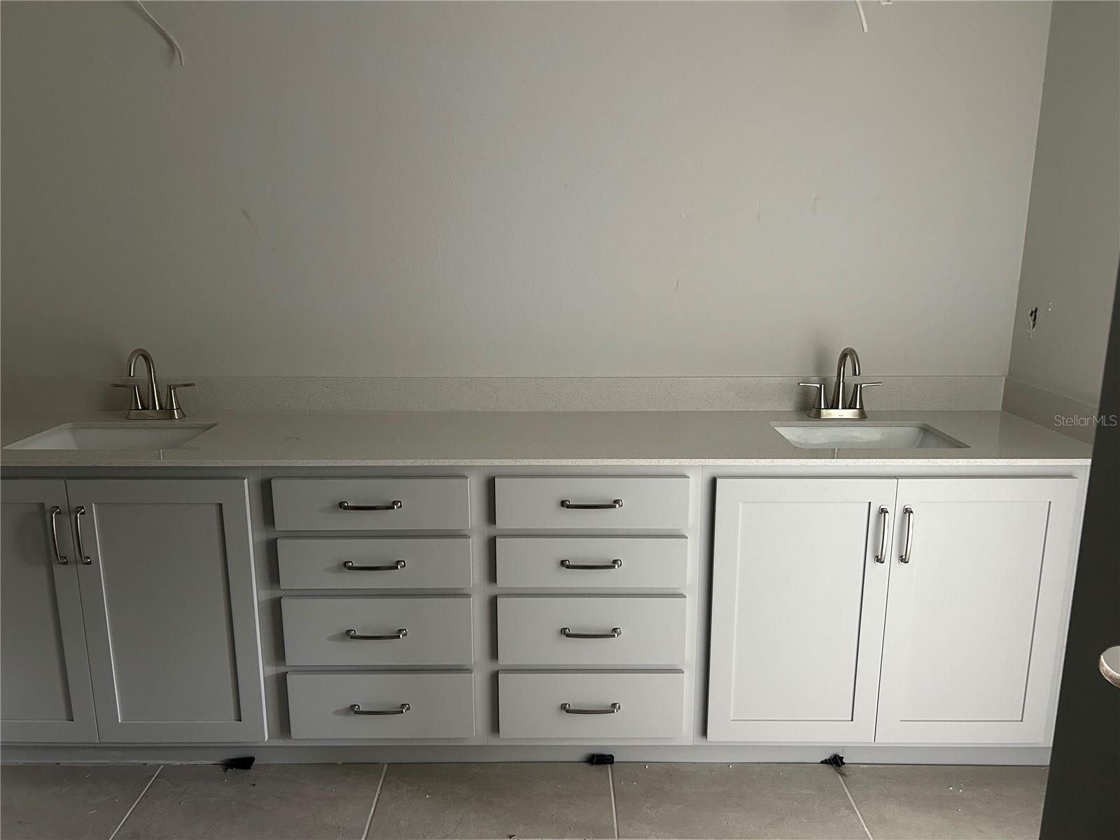 OAKFIELD TRAILS WEST - Residential