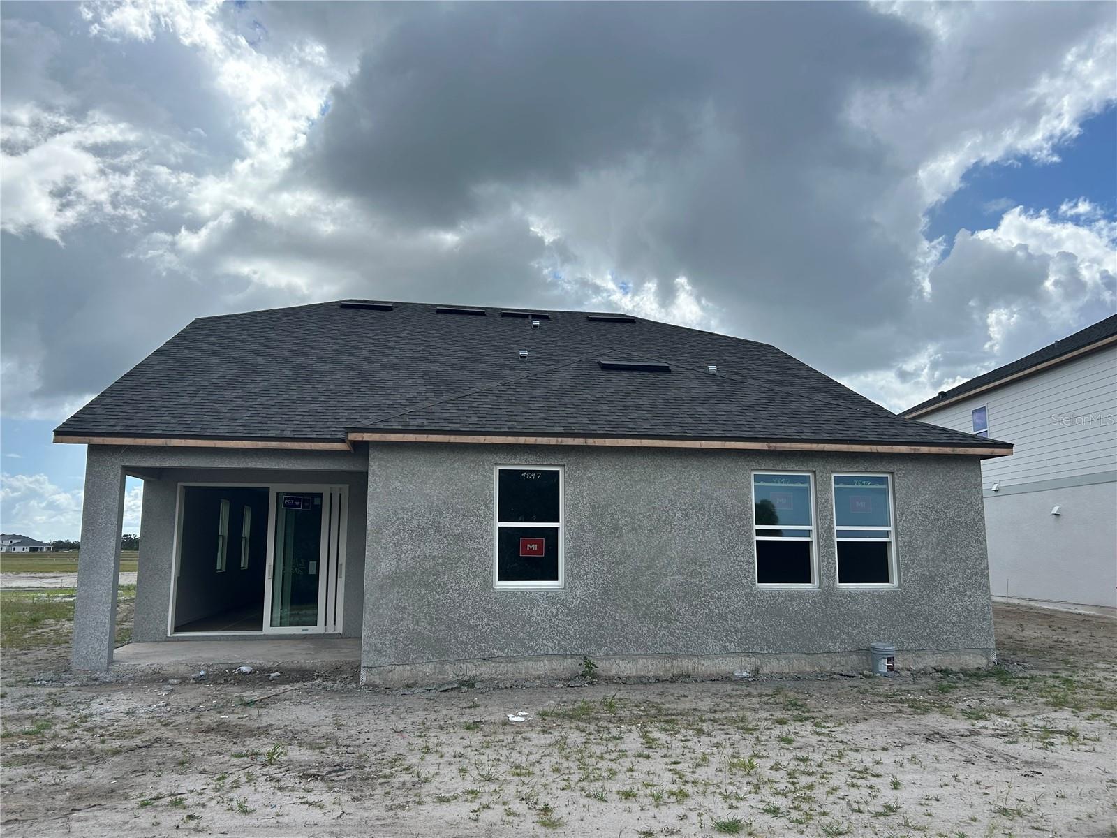 OAKFIELD TRAILS WEST - Residential