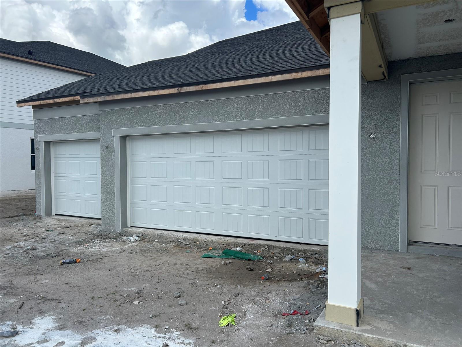 OAKFIELD TRAILS WEST - Residential