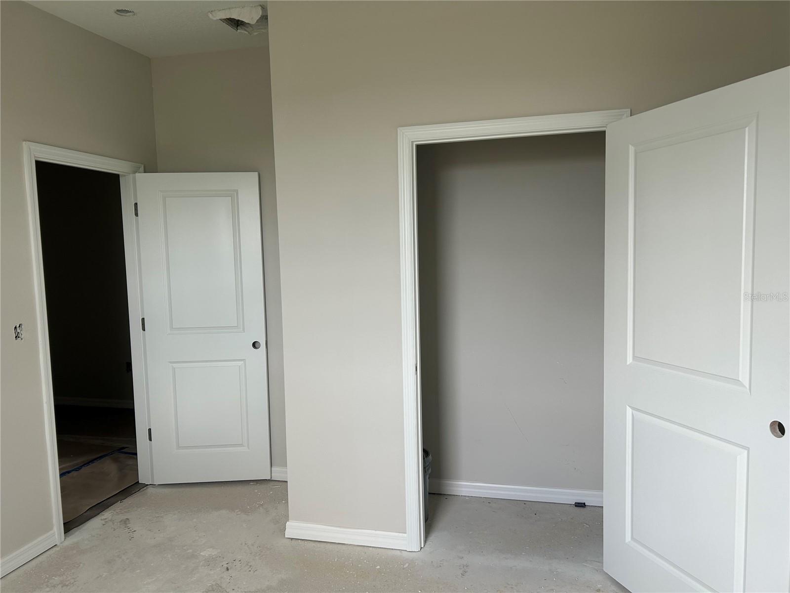 OAKFIELD TRAILS WEST - Residential