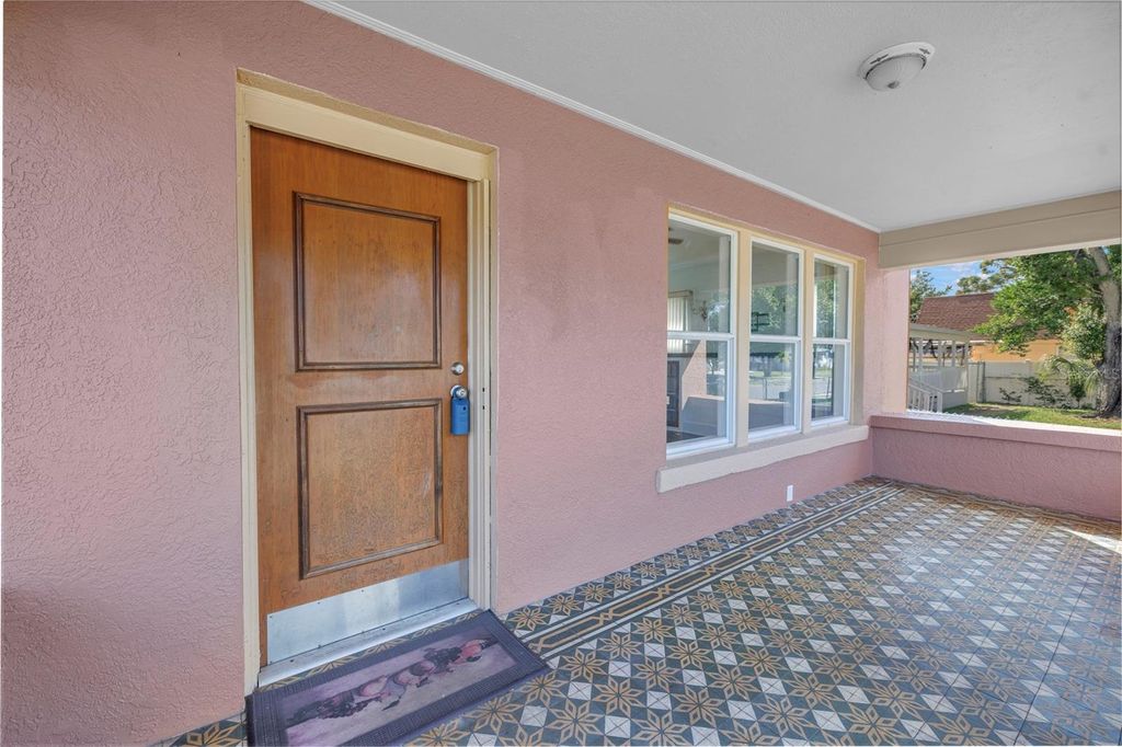 Photo of 4926 4th Avenue S, St Petersburg, FL 33707 (MLS # TB8436297)