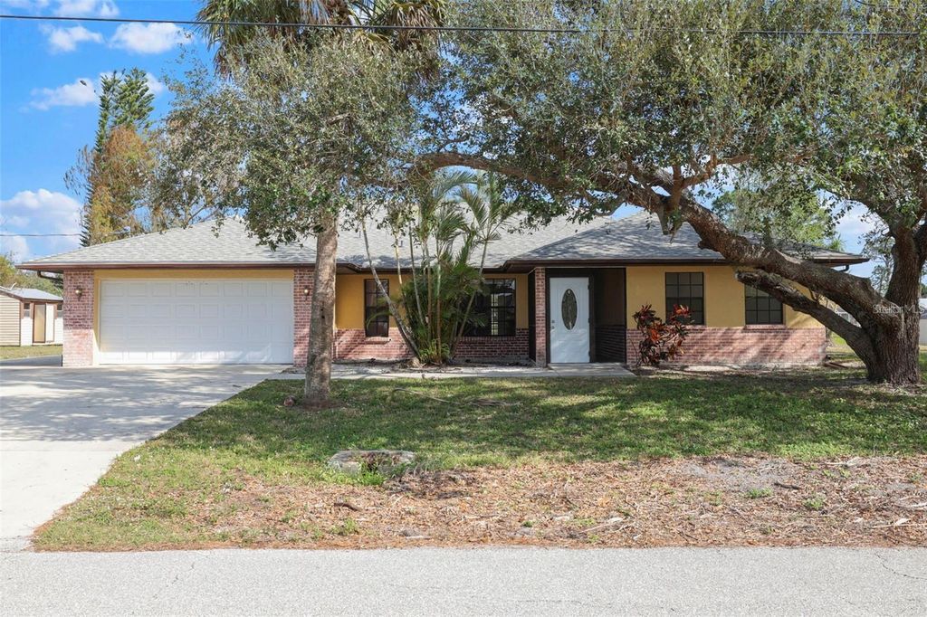 Photo of 3568 Middletown Street, Port Charlotte, FL 33952 (MLS # C7514903)