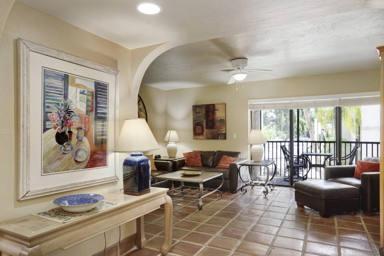 BAY OAKS - Residential