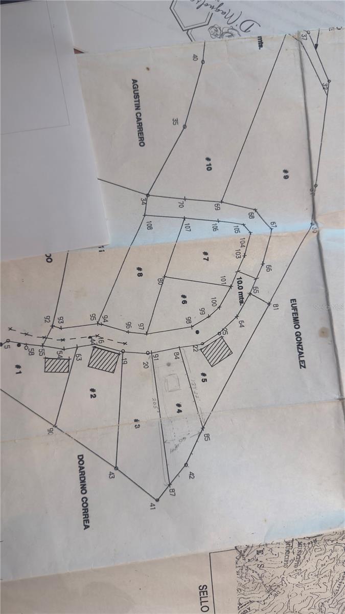 BARRIO CRUCES - Land