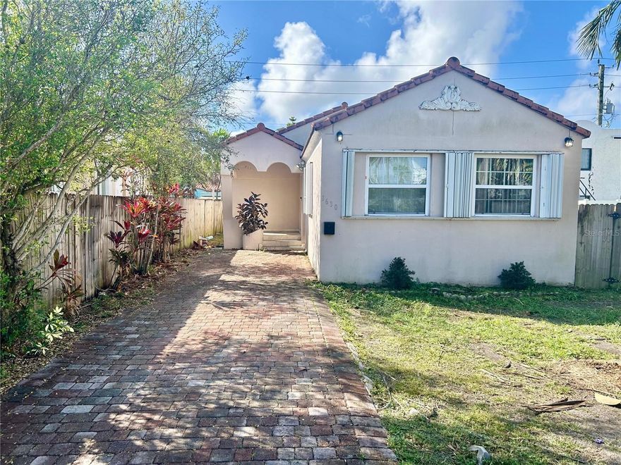 Multiple offers have been received. Highest and best due by 9pm Sunday March 8. Investor opportunity in the desirable Hollywood area, just minutes from the beach. This 4-bedroom, 3-bath home offers strong potential for investors, renovators, or buyers looking to add value in a high-demand South Florida market. The property features a spacious layout with ample square footage and an A/C system installed in 2013. With the right updates and improvements, this home presents an excellent opportunity for renovation, resale, or long-term rental potential. Conveniently located near beaches, shopping, dining, entertainment, and major roadways, making it attractive for both end-users and investors alike.
Buyer to verify all measurements, zoning, and potential rental restrictions.