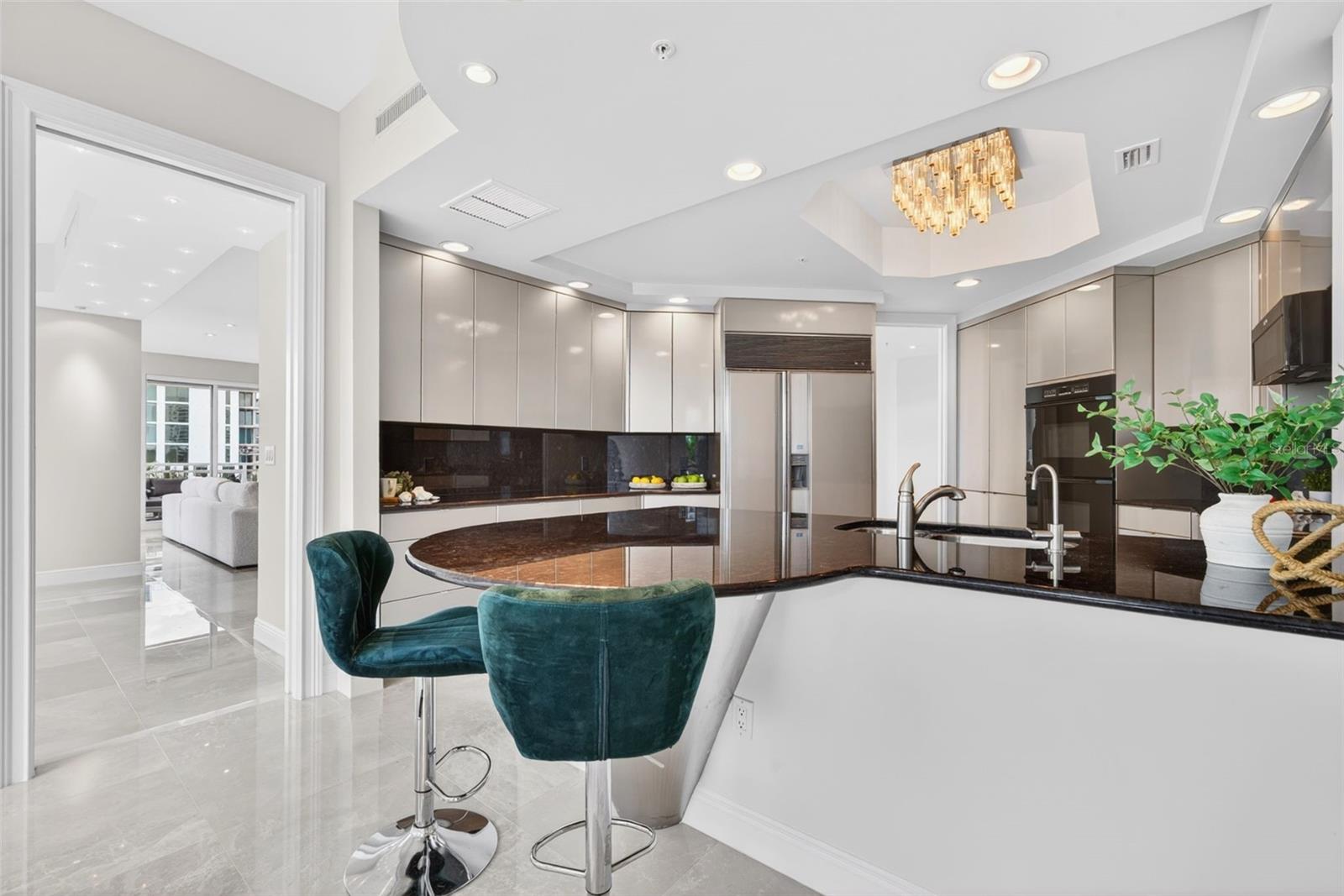 THE TOWER RESIDENCES - Residential