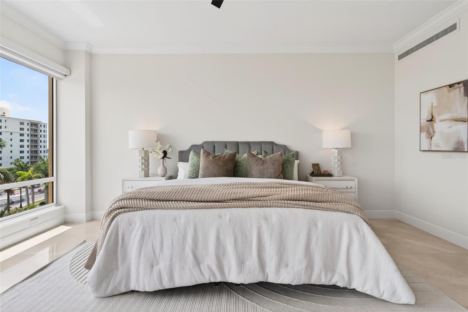 THE TOWER RESIDENCES - Residential