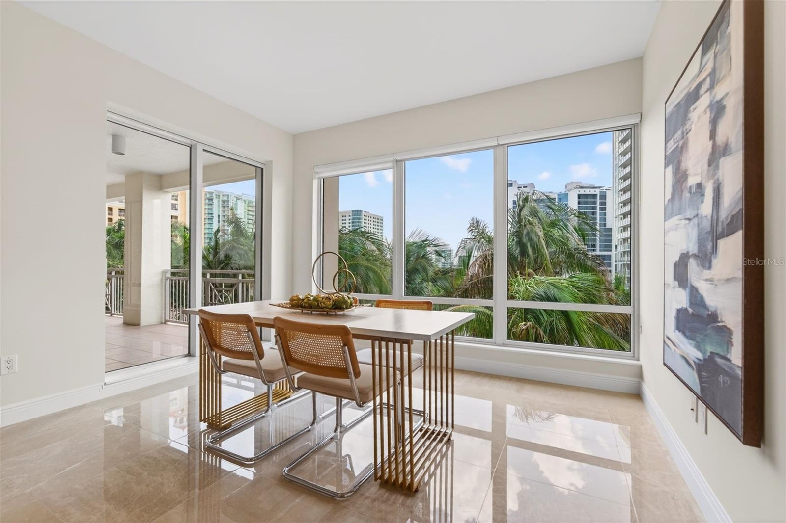 THE TOWER RESIDENCES - Residential