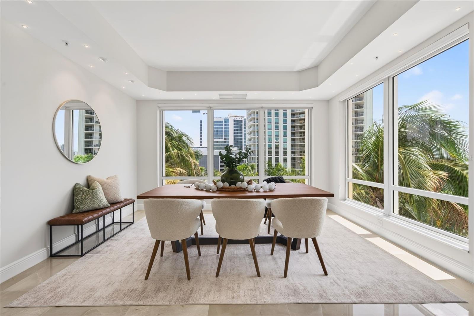 THE TOWER RESIDENCES - Residential