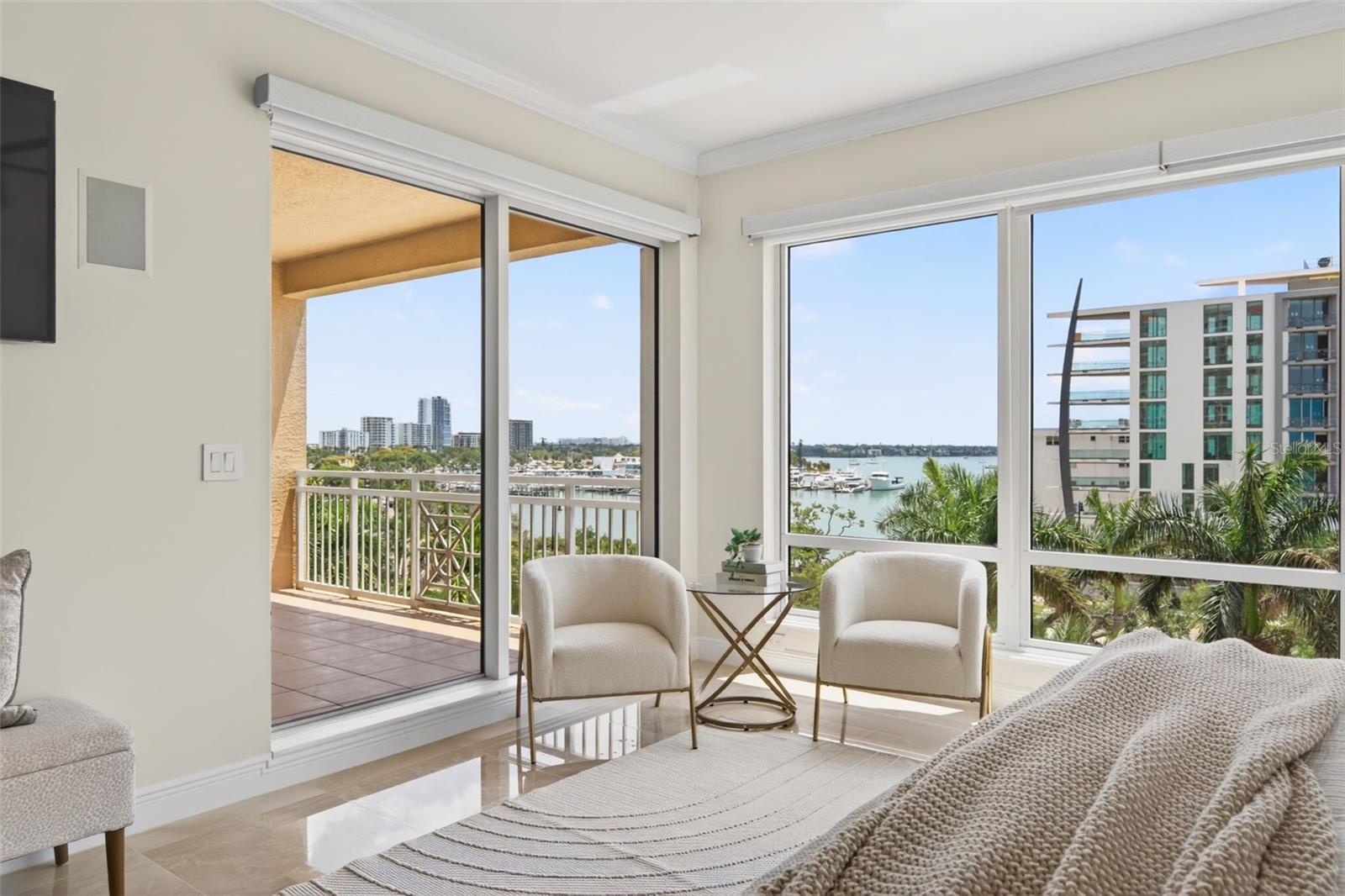 THE TOWER RESIDENCES - Residential
