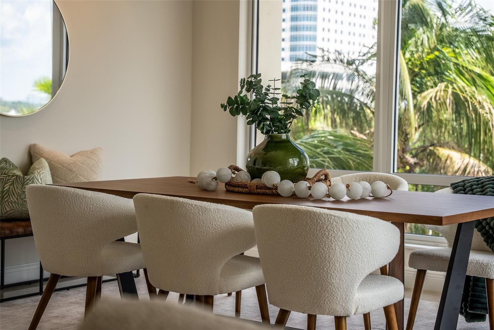 THE TOWER RESIDENCES - Residential
