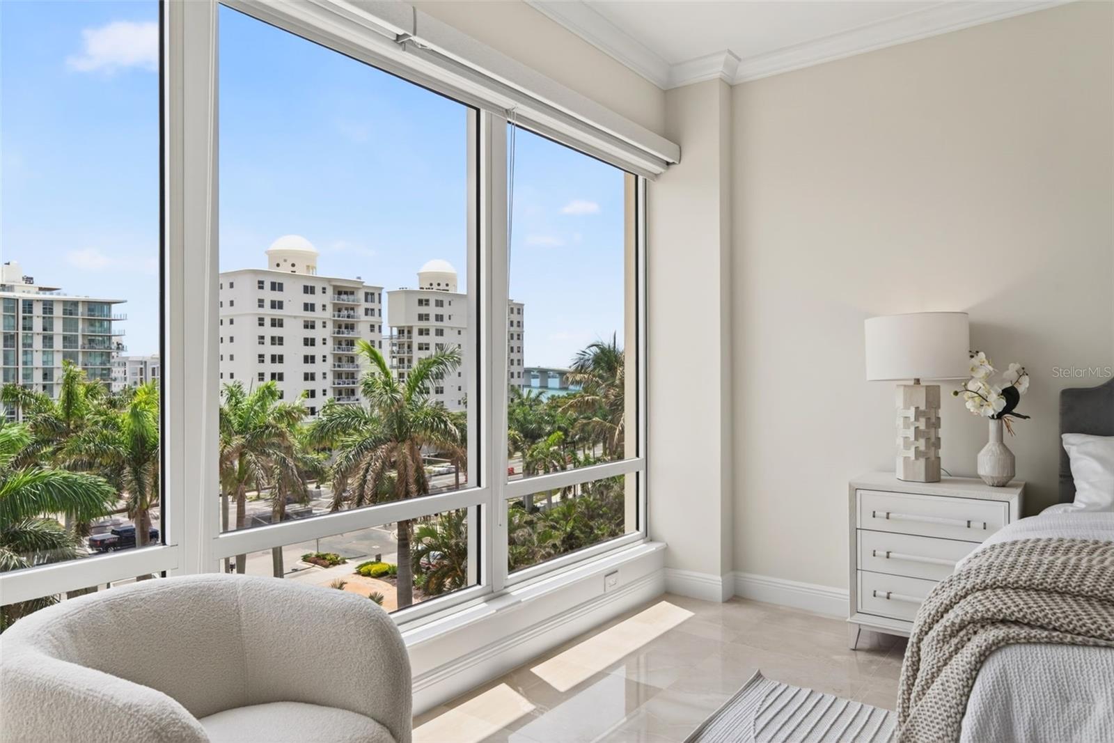 THE TOWER RESIDENCES - Residential