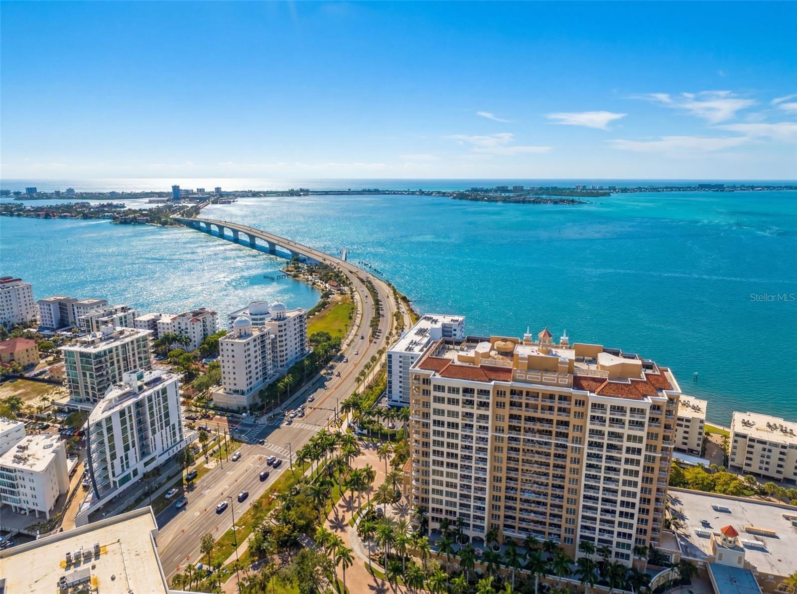THE TOWER RESIDENCES - Residential
