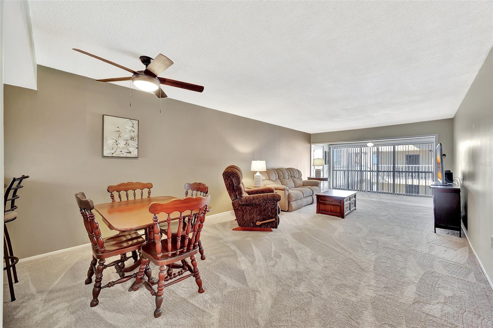 113 ISLAND WAY 241