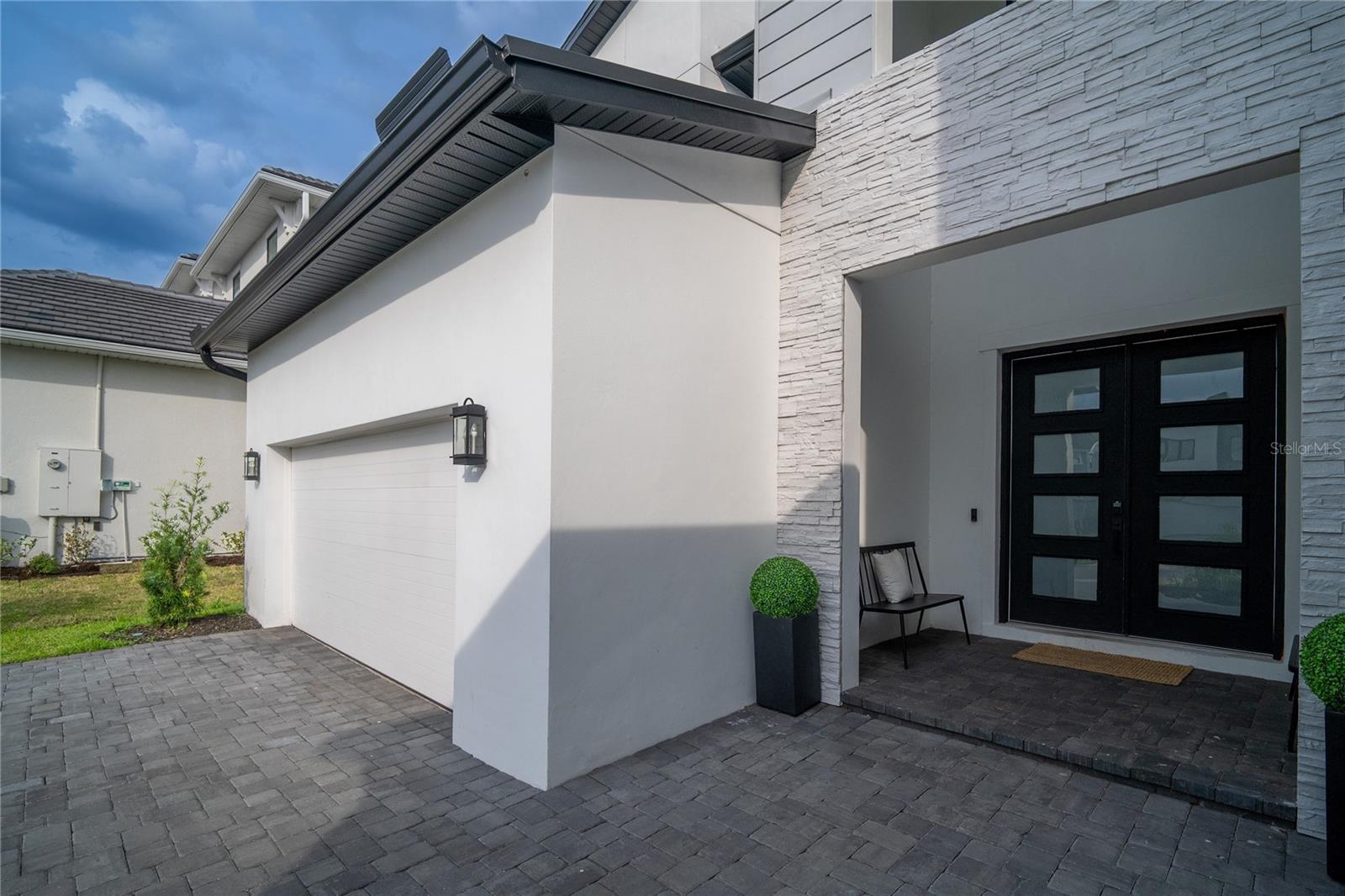 LAUREL POINTE PH 1 - Residential