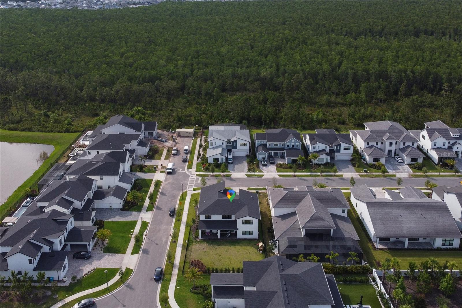 LAUREL POINTE PH 1 - Residential