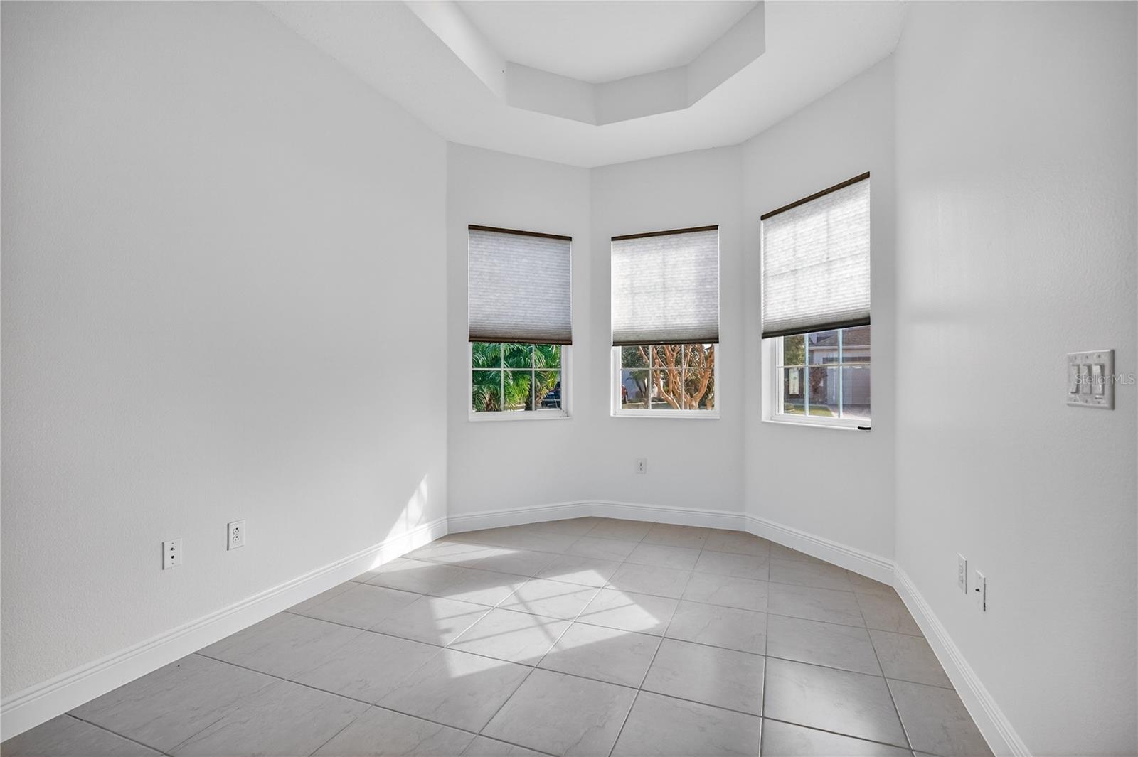 LAKES OF MOUNT DORA - Residential