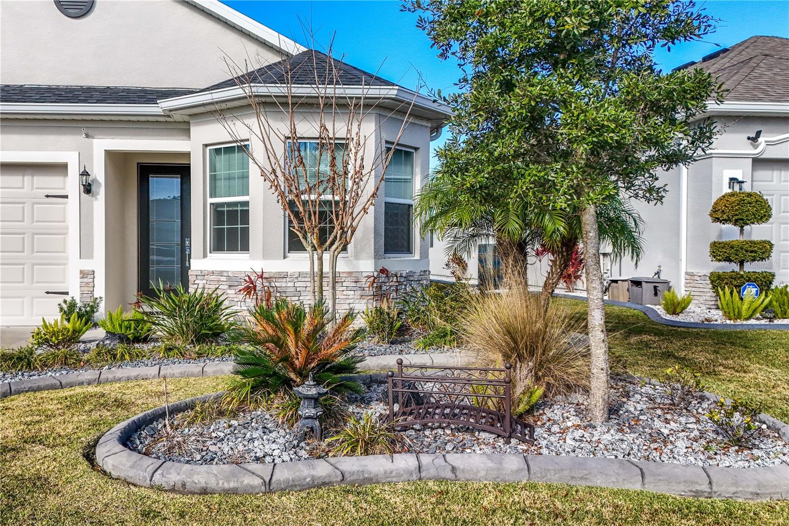 LAKES OF MOUNT DORA - Residential