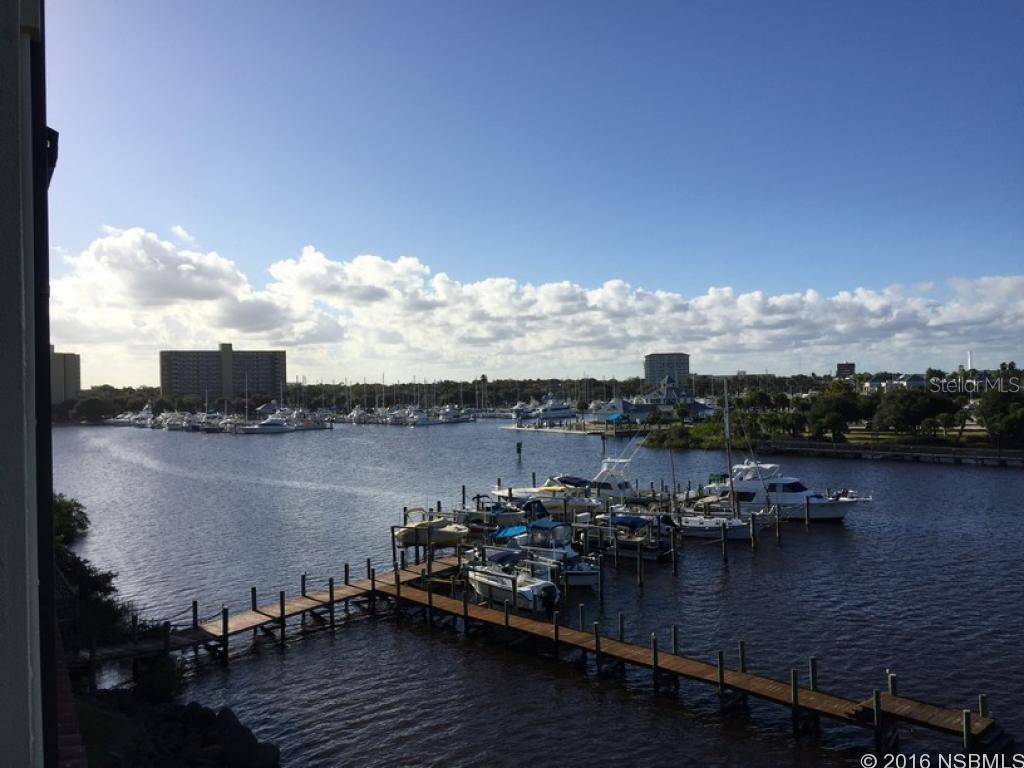 Marina Point Ph 01 Condo - Residential